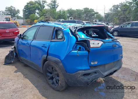 2018 Jeep Cherokee Trailhawk 4X4 z USA, uszkodzony, nr VIN 1C4PJMBXXJD546098